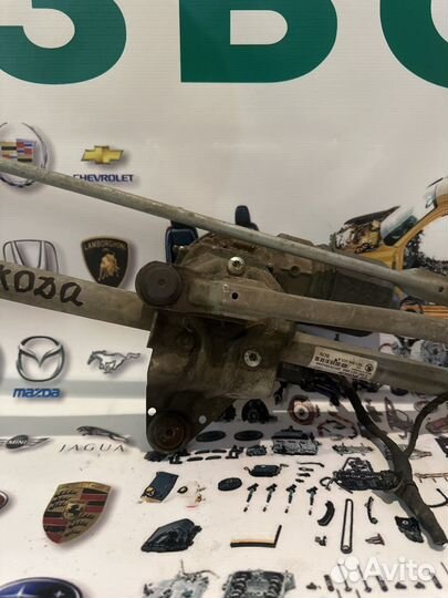 Трапеция дворников с моторчиком Skoda Octavia A7