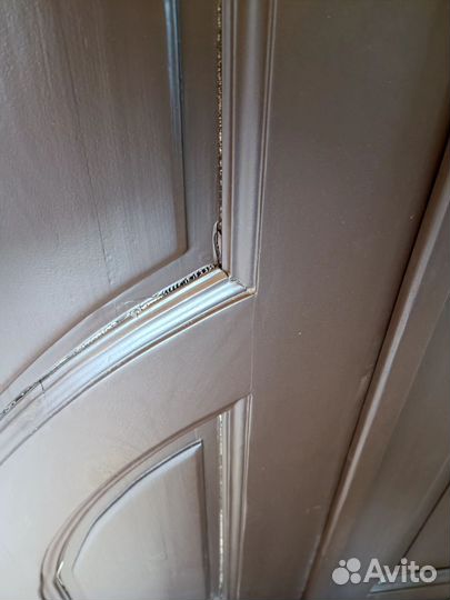 Дверь двухстворчатая