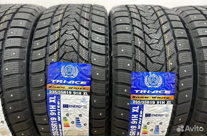 Tri Ace Snow White II 235/35 R19 91H
