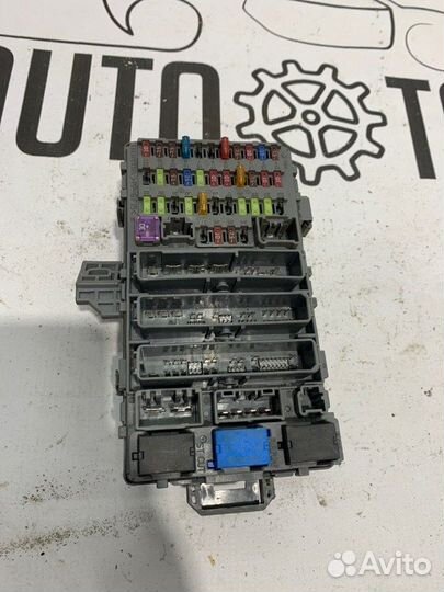 Блок предохранителя салонный Honda Civic 4D R18A2