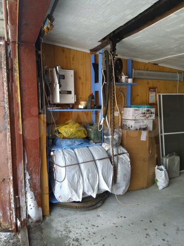 Гараж, > 30 м²