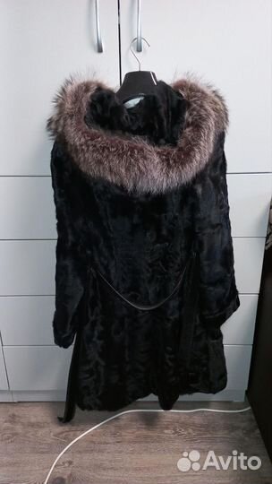Шуба натуральная горный козел новая