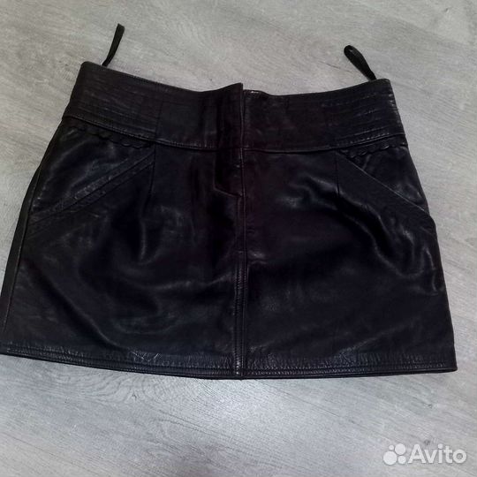 Женские вещи 42-44