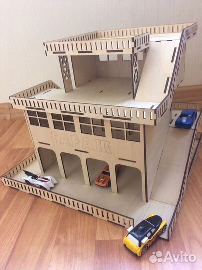 Гараж/парковка для машинок