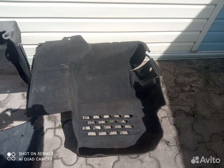 Обшивки багажника Mercedes W210 (95-2001)