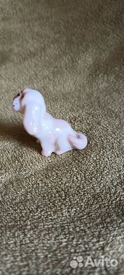 Фарфоровая Фигурка, статуэтка собачки пекинес