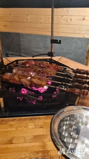 Беседка с мангалом внутри