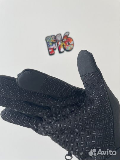 Перчатки the north face