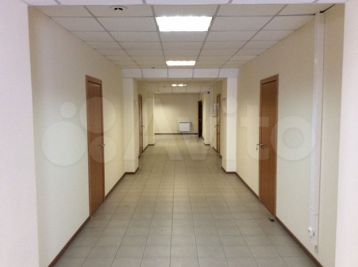 Свободного назначения, 300 м²