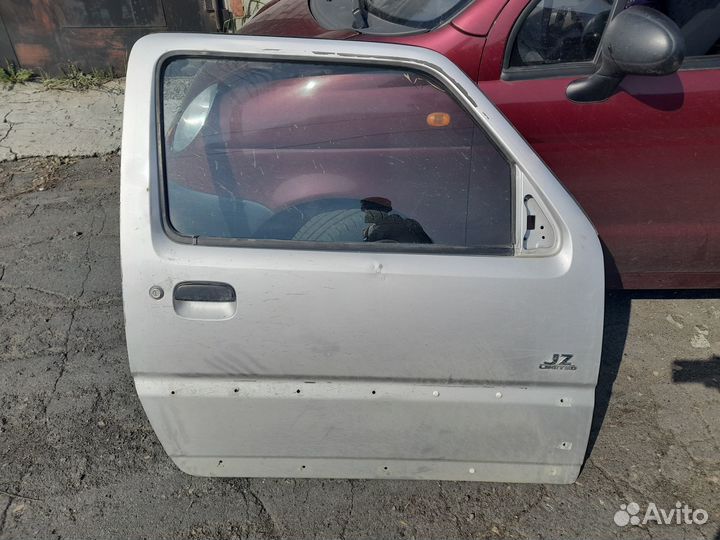 Дверь suzuki jimny