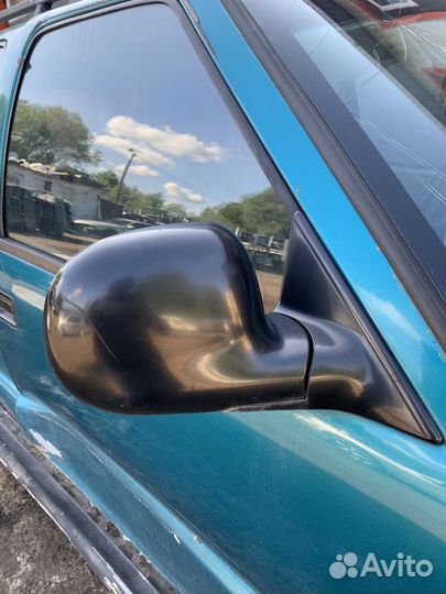 Зеркало правое chevrolet blazer 1997