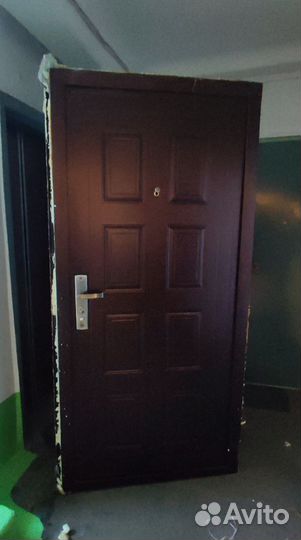 Дверь входная металлическая бу