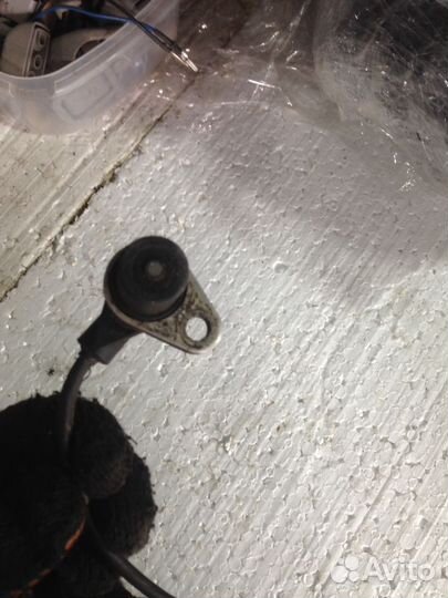 Датчик положения коленвала на Audi A8 D3