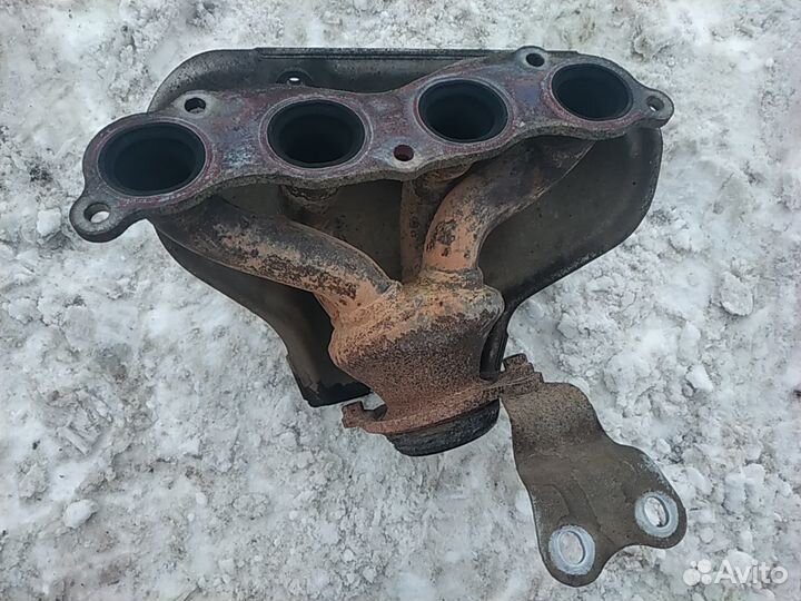 Выпускной коллектор Honda cr-v 2.4 2011 год