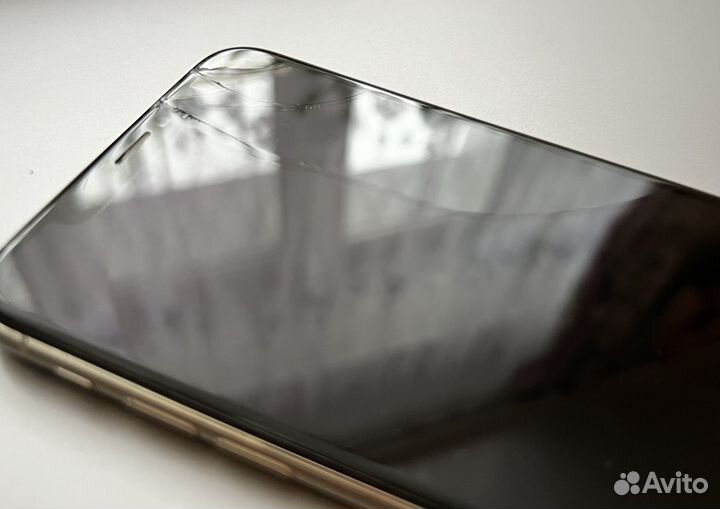 iPhone X, 64 ГБ