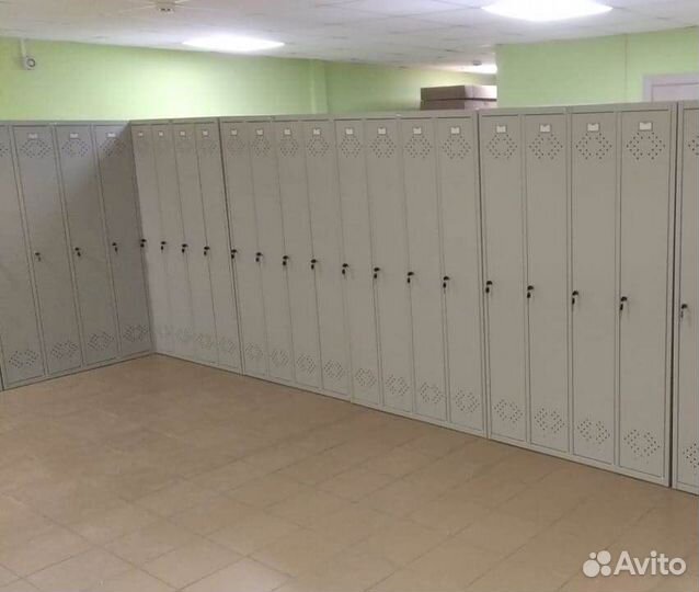 Шкаф для персонала