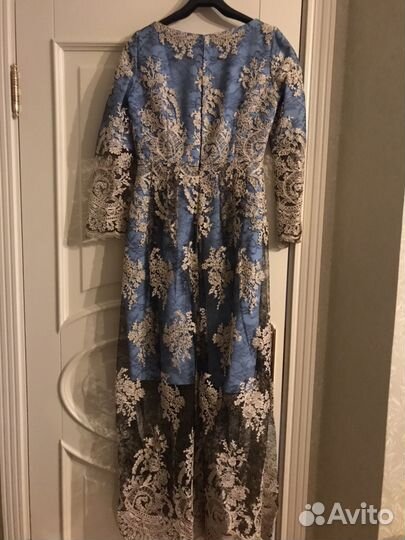 Платье вечернее