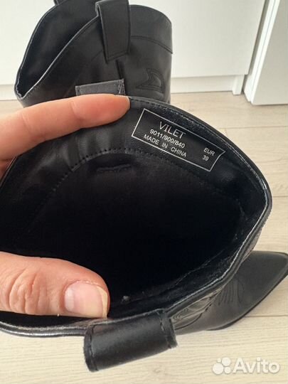 Сапоги казаки женские 39 пазмер ecru