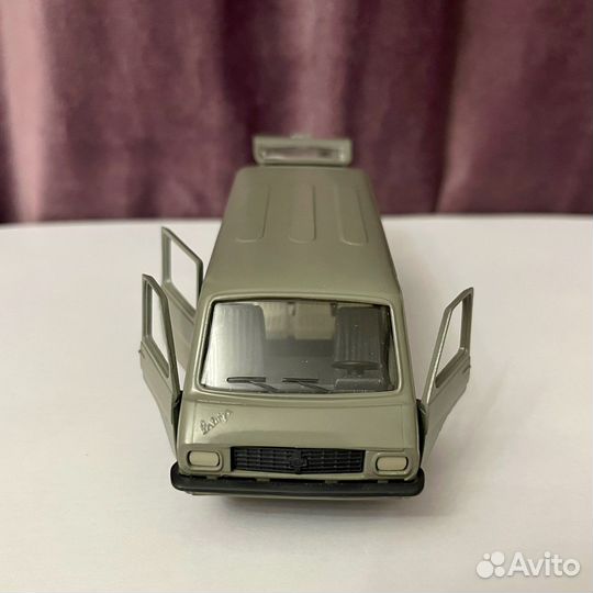 Саратовская модель раф-2203 СССР