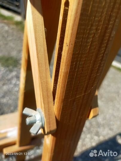 Мольберт деревянный