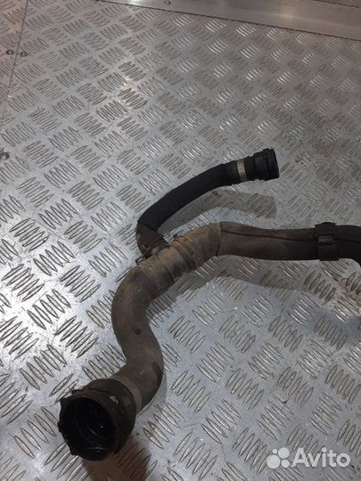 Патрубок системы охлаждения Audi Q5 8R CDN 2011