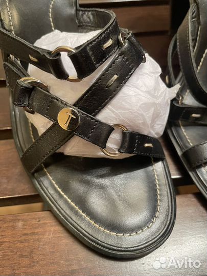 Дизайнерские босоножки Tod's 36р