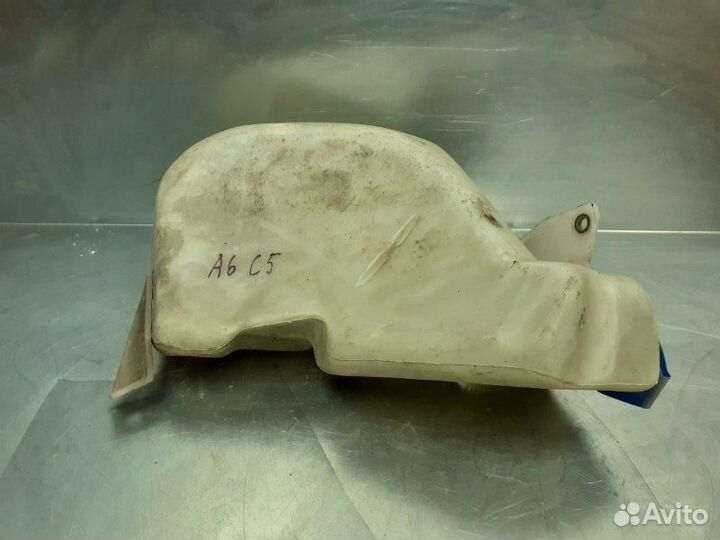 Бачок омывателя лобового стекла Audi A6 C5