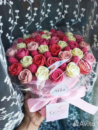 Съедобный букет из 37 шоколадных розочек