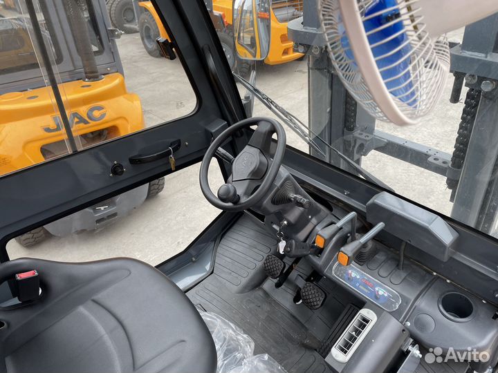 Вилочный погрузчик JAC CPCD30, 2023