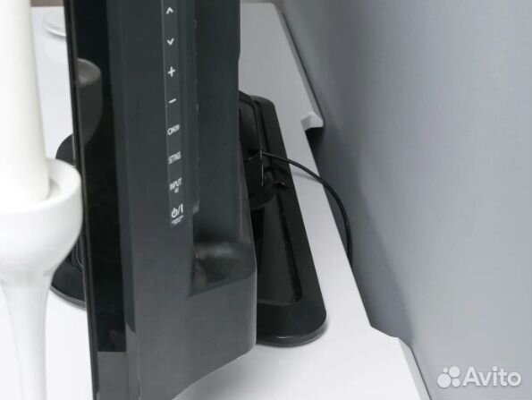 Тумба под Тв белая Спейс