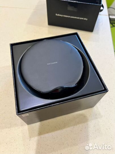 Беспроводное зарядное устройство Samsung