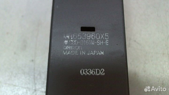 Кнопка стеклоподъемника Mitsubishi Montero Sport