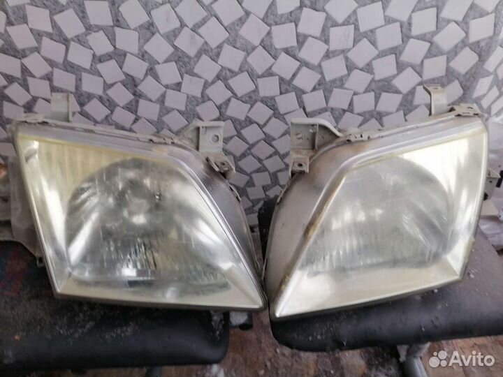 Фара от Мазды мрв