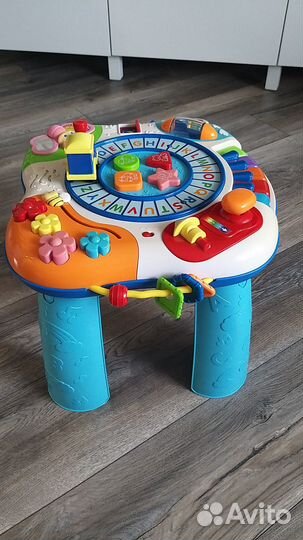 Продам развивающий столик Baby Go