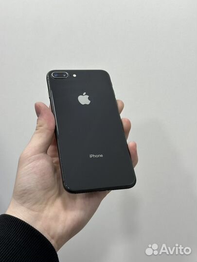 iPhone 8 Plus, 64 ГБ