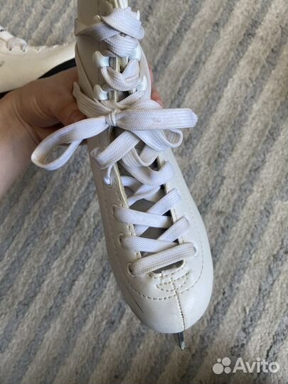 Коньки фигурные детские