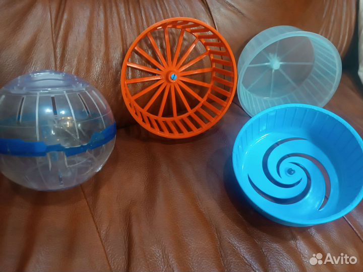 Колесо для грызунов всё вместе