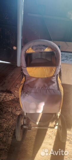 Продам коляску 3 в 1