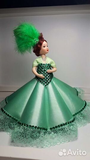 Кукла фарфоровая коллекционная