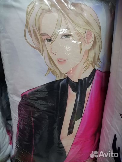 Аниме подушка