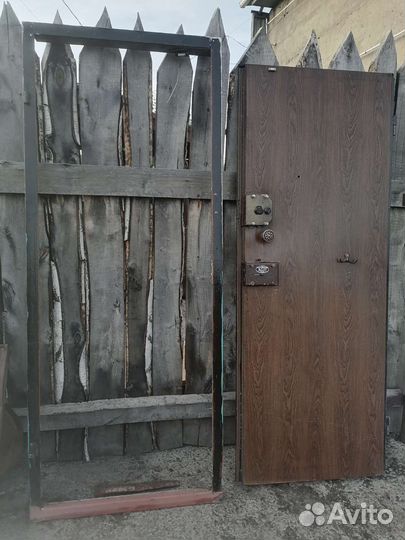 Дверь входная железная бу