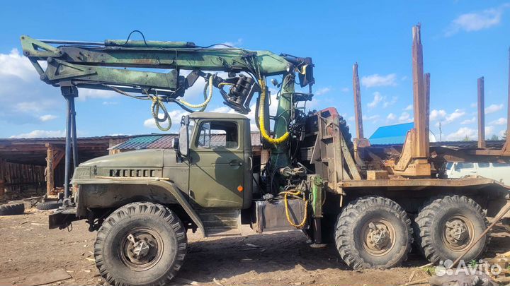 Урал 4320 с КМУ, 1990