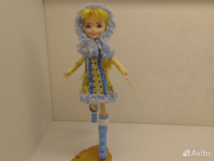 Кукла эвер афтер хай Блонди Локс Epic winter