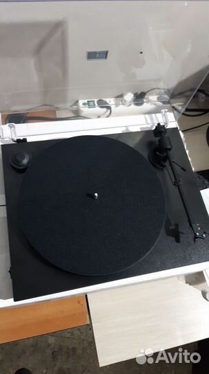 Pro-Ject primary E phono black OM NN UNI Витрина