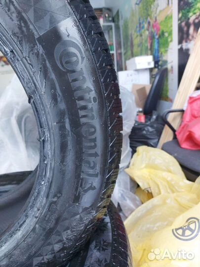 Continental ContiVikingContact 7 235/60 R18 107T