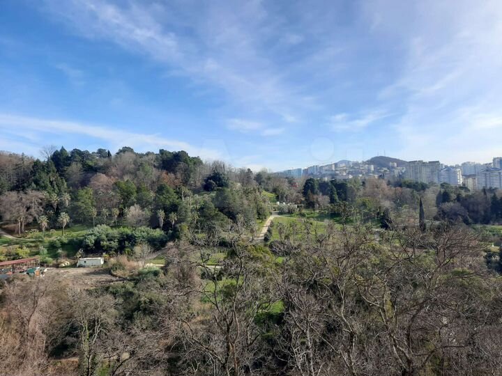 2-к. квартира, 52 м², 6/17 эт.