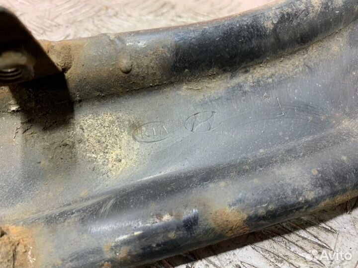 Рычаг продольный задний правый Kia Sportage SL