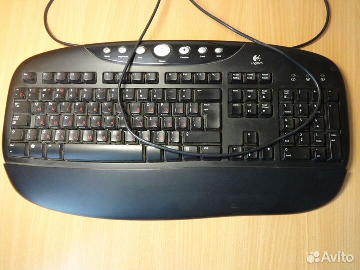 Монитор широкоформатный