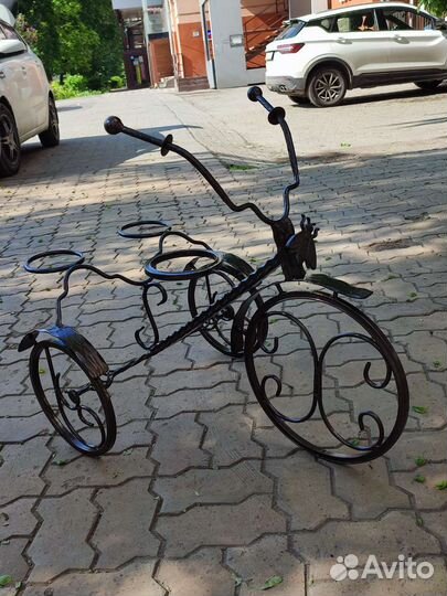 Декоративный велосипед клумба