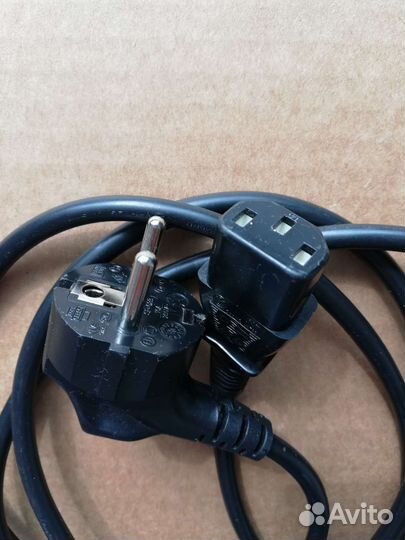 Шнур питания для компьютера